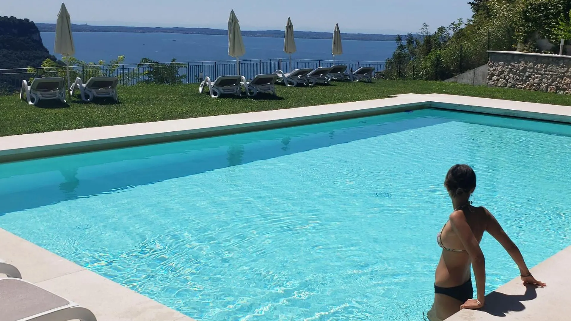 Aparthotel Appartamenti Annachiara Costermano